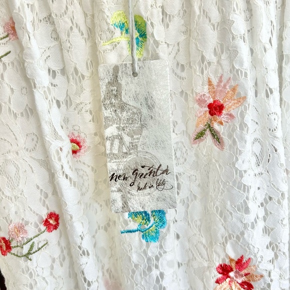 New grinta lace embroidered floral tunic womens size medium - Picture 12 of 12